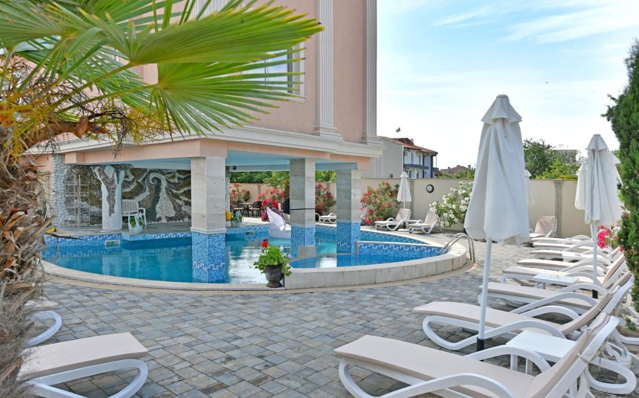 Sirena Palace Family Hotel Obzor Exteriör bild