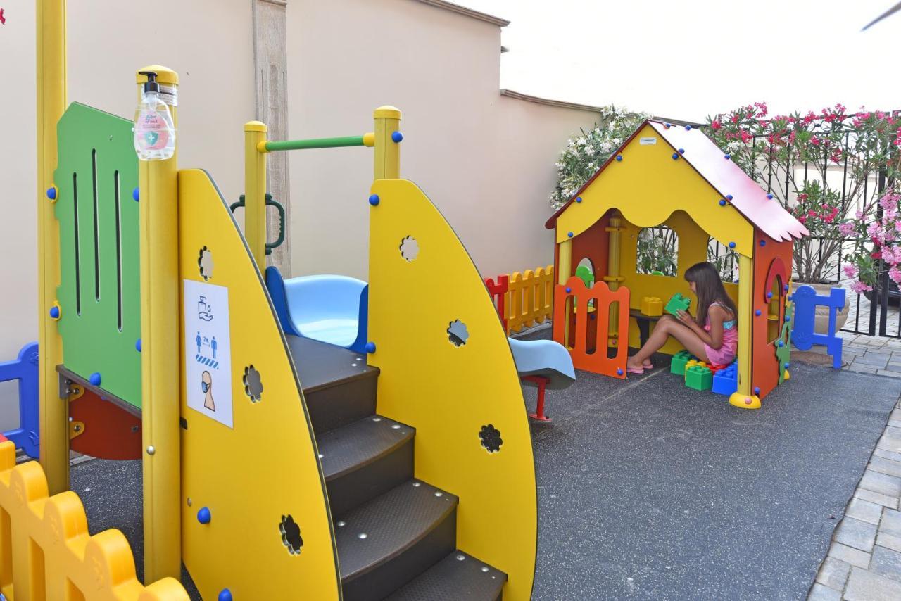 Sirena Palace Family Hotel Obzor Exteriör bild