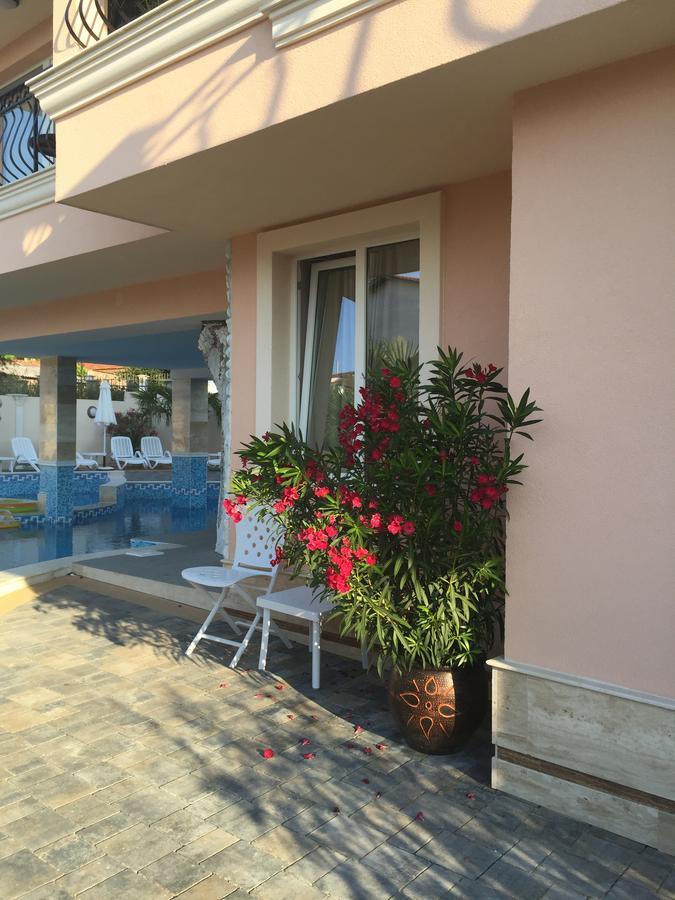 Sirena Palace Family Hotel Obzor Exteriör bild