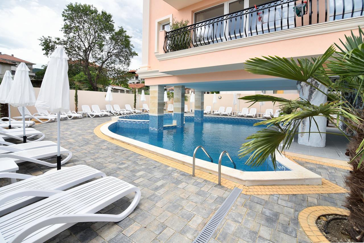 Sirena Palace Family Hotel Obzor Exteriör bild
