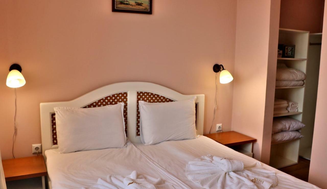 Sirena Palace Family Hotel Obzor Exteriör bild