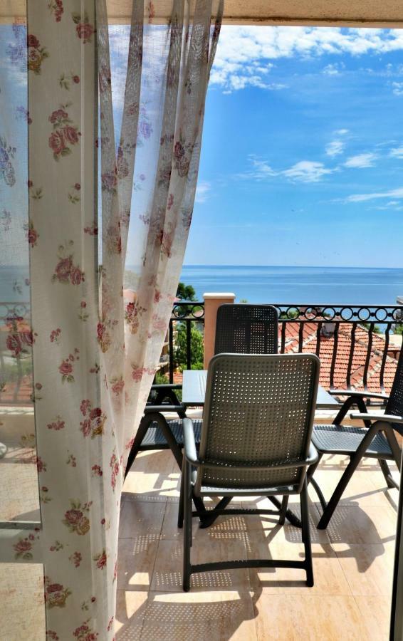 Sirena Palace Family Hotel Obzor Exteriör bild