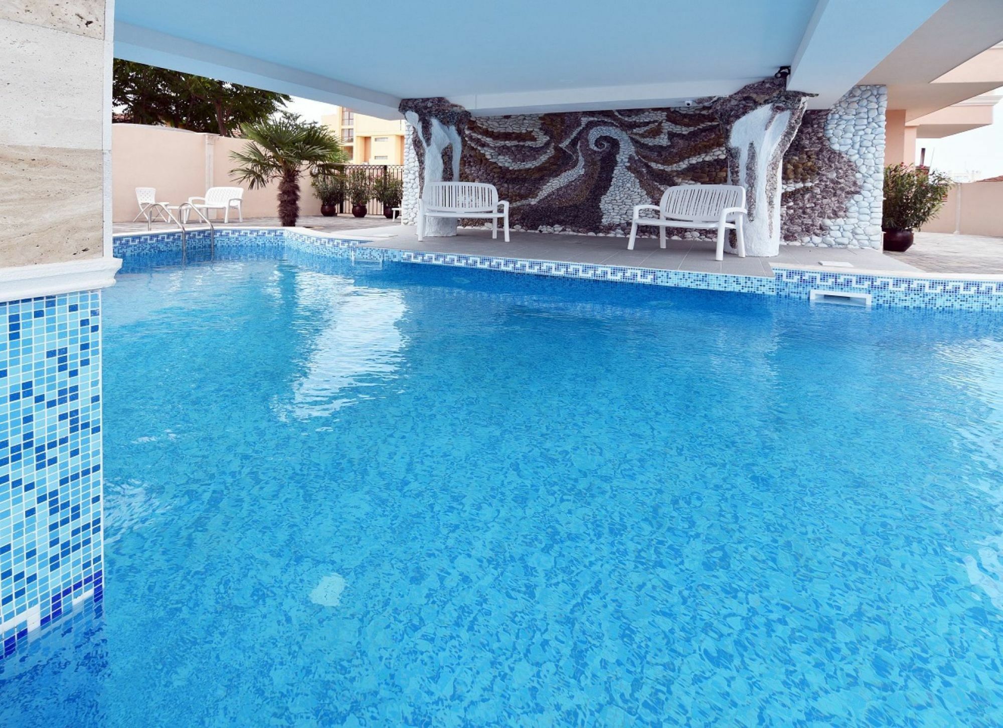 Sirena Palace Family Hotel Obzor Exteriör bild